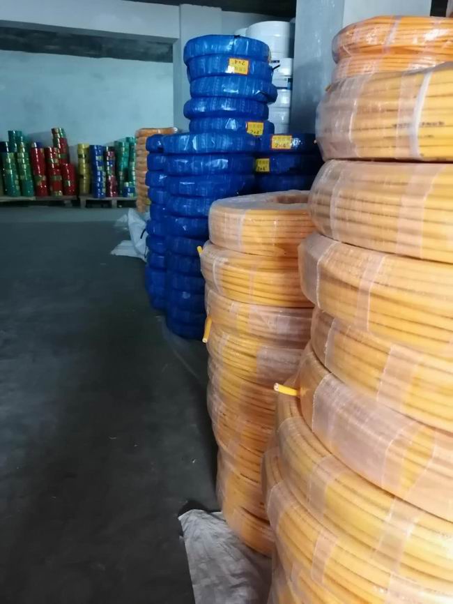 仓库一角 (7)